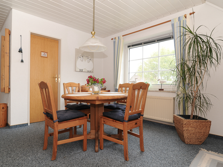 Greetsiel, Seezungenweg 26 / Wohnung: Ferienwohnung Sünnschien