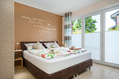 Greetsiel, Justus-Hanssen-Weg 4 / Wohnung: Ferienwohnungen Grachtentraum