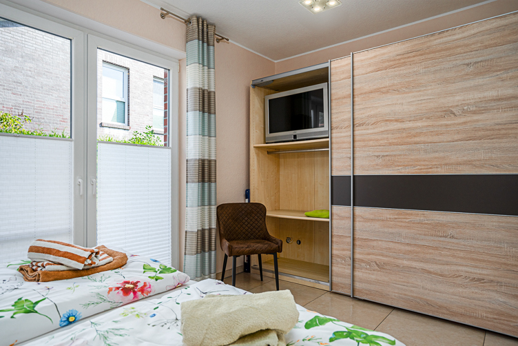 Greetsiel, Justus-Hanssen-Weg 4 / Wohnung: Ferienwohnungen Grachtentraum