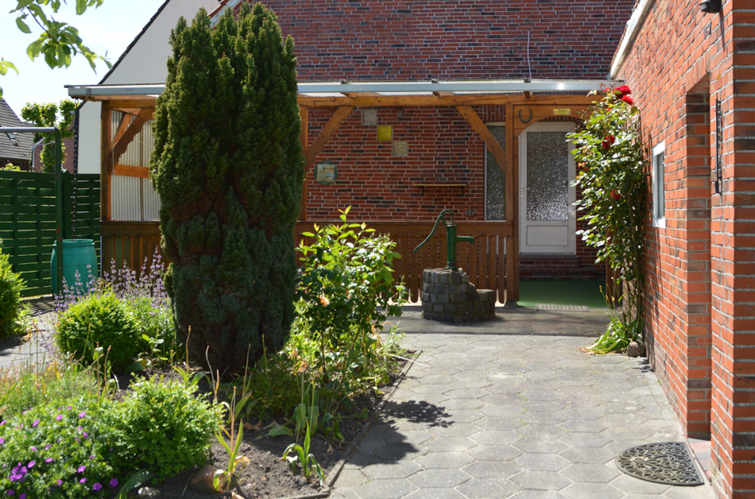 Rysum, Emsstrasse 22 / Haus: Lükko Leuchtturm